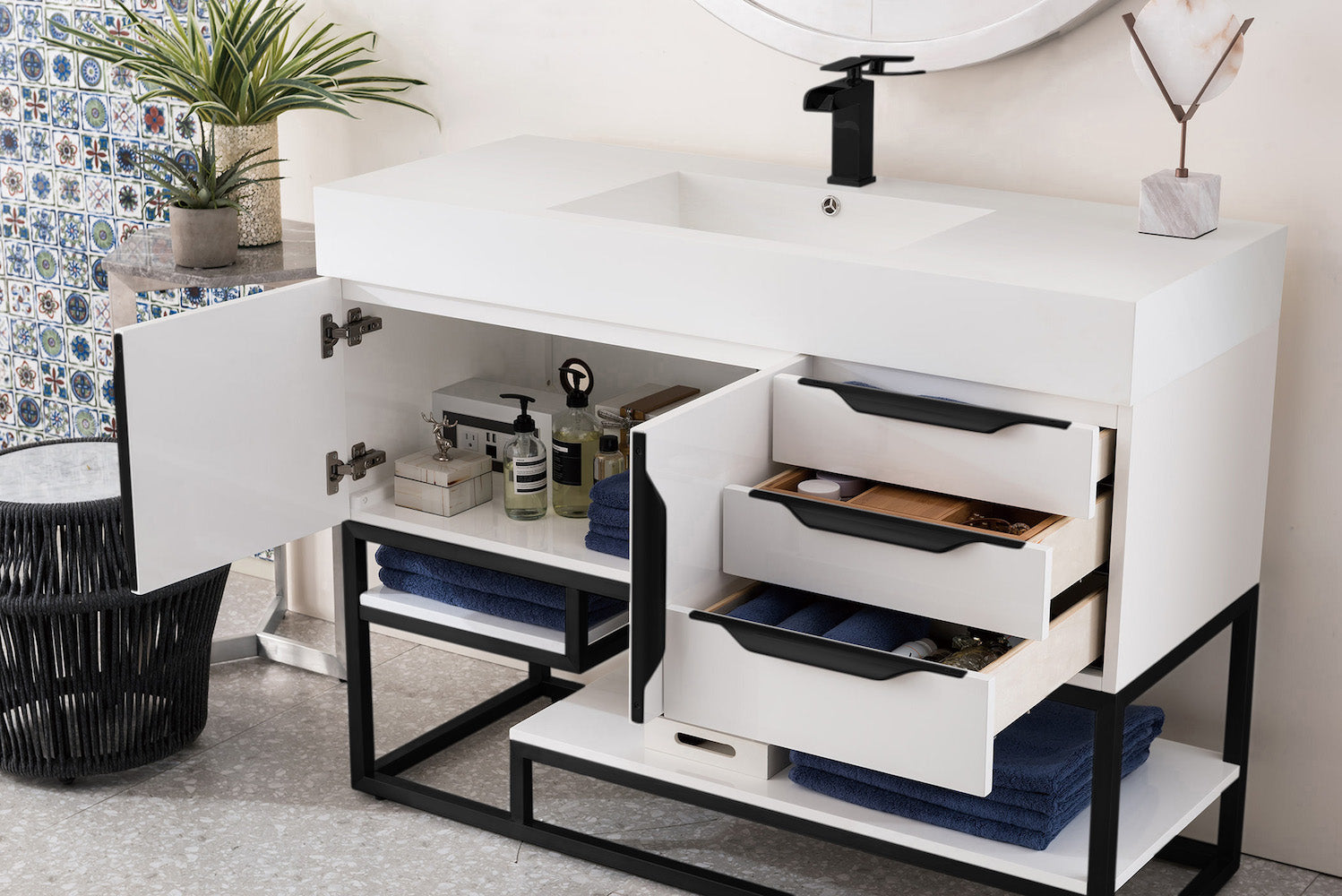 48" Columbia Single Sink Bathroom Vanity, Glossy White w/ Matte Black