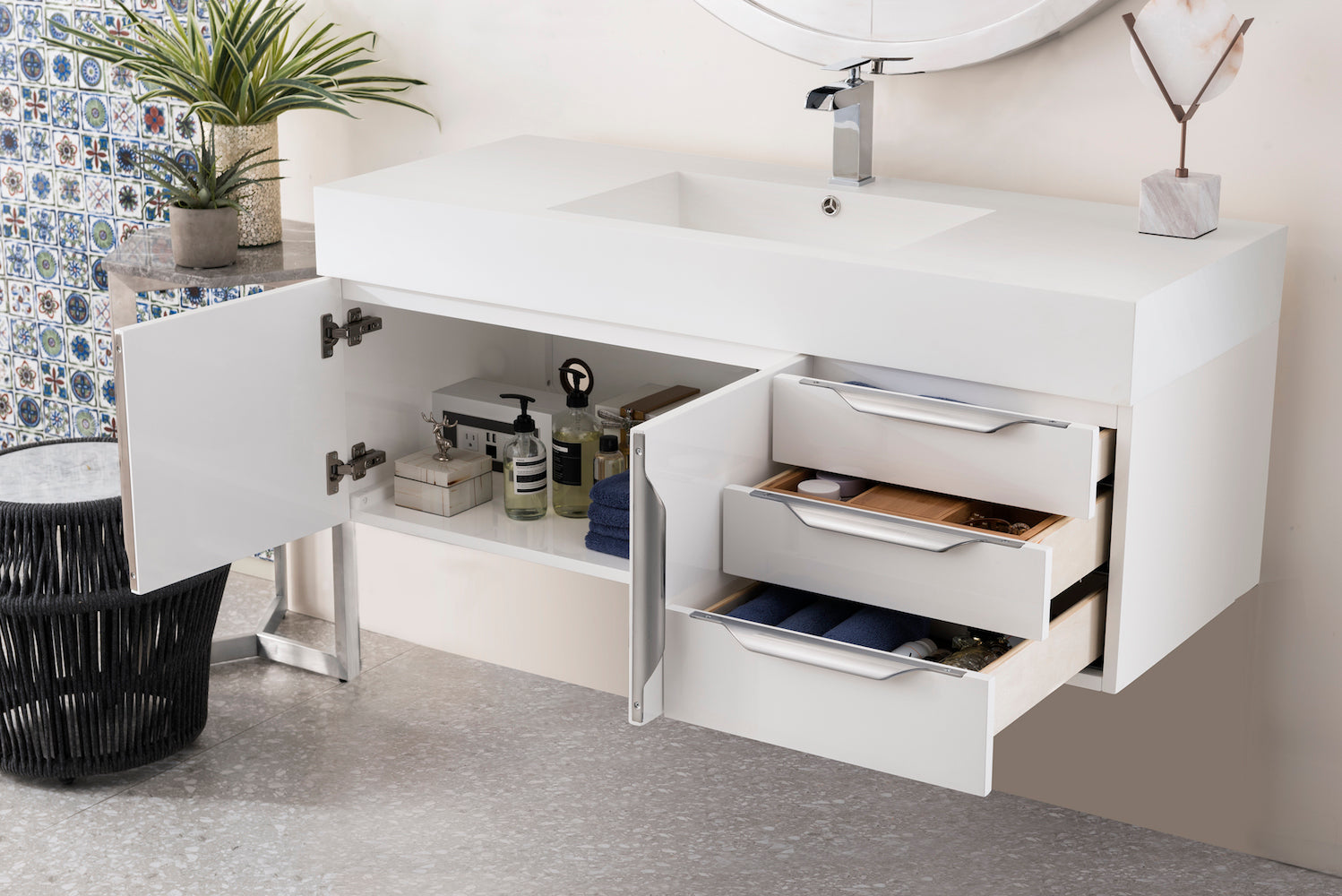 48" Mercer Island Single Sink Bathroom Vanity, Glossy White w/ Brushed Nickel