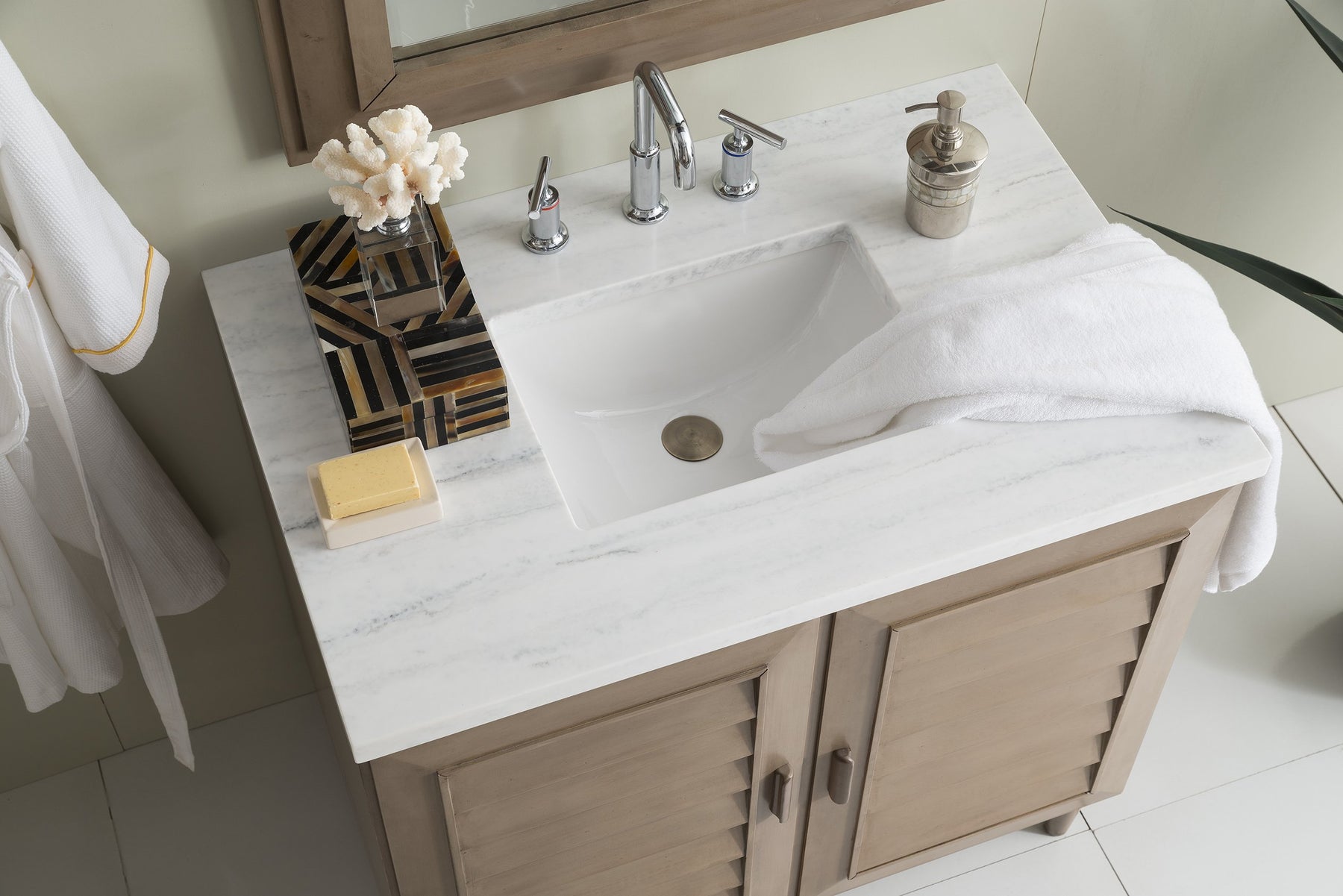 36" Portland Whitewashed Walnut Single Bathroom Vanity, James Martin Vanities - vanitiesdepot.com