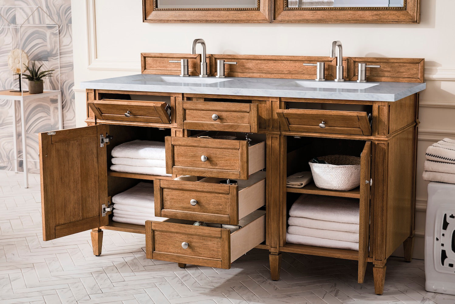 60" Brittany Double Bathroom Vanity, Saddle Brown